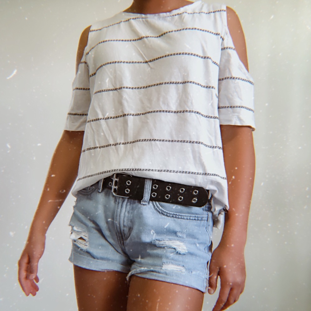 ✰ Striped Open Shoulder Tee ✰